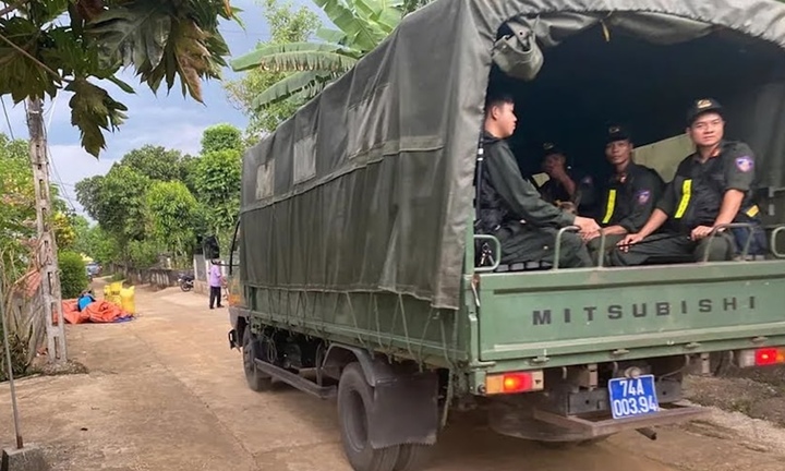 Xuyên đêm truy tìm nghi phạm giết người ở Quảng Trị