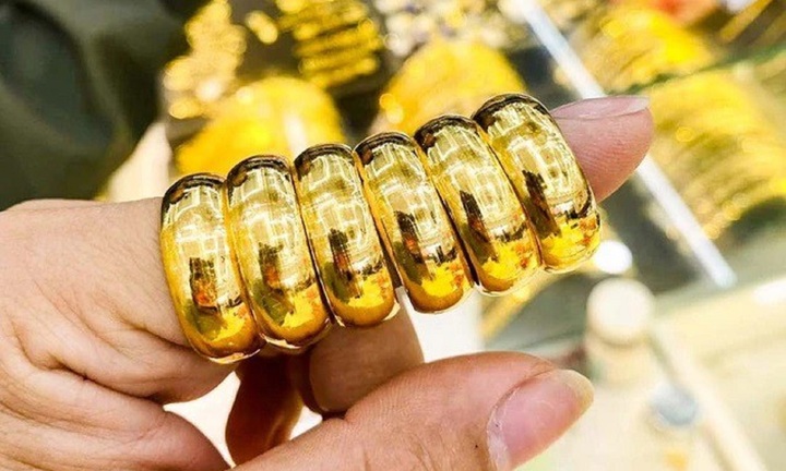 Giá vàng thế giới tăng mạnh, vàng trong nước thế nào?