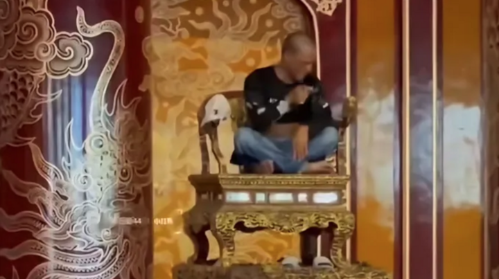 Kẻ ngáo đá bẻ gãy ngai triều Nguyễn: Lực lượng bảo vệ sao yếu kém đến thế?