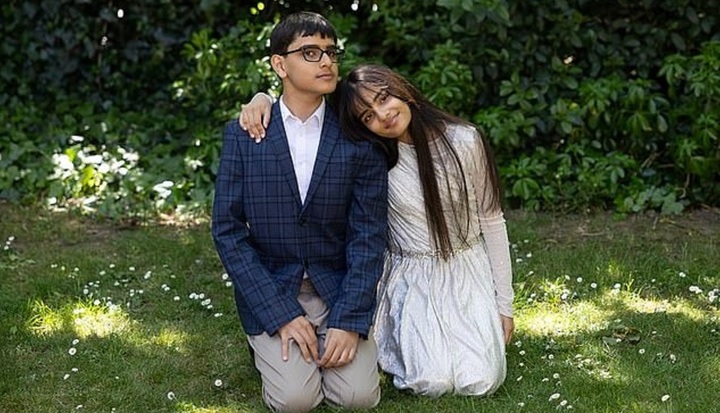 Cặp song sinh nhí có IQ cao hơn cả Albert Einstein, Stephen Hawking