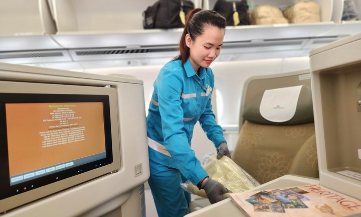 Vietnam Airlines và quy trình vệ sinh máy bay chuẩn 5 sao