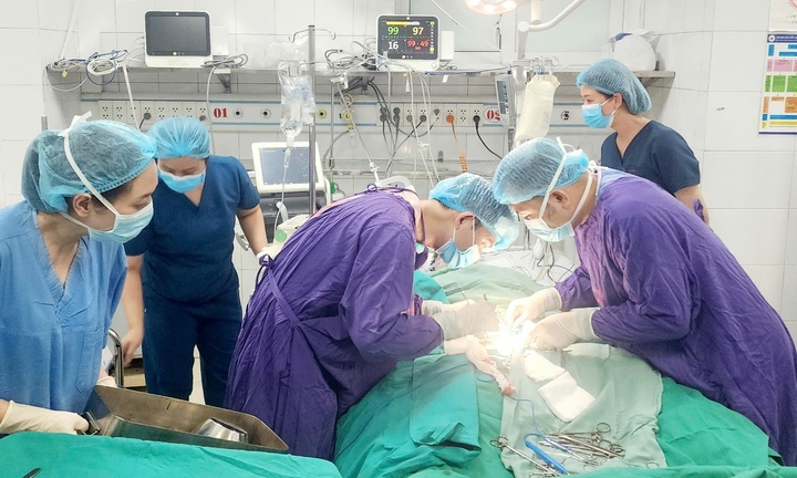 Ngừng tim 60 phút sau khi đi bơi