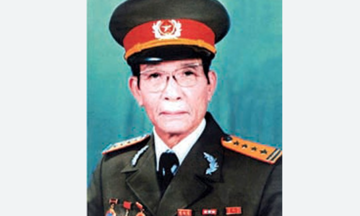 Đại tá tình báo huyền thoại bị địch bắt đi tù vẫn hoàn thành nhiệm vụ truyền tin