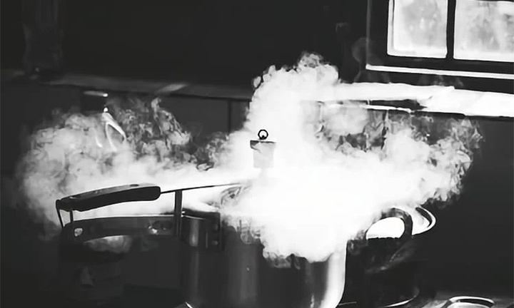 Nồi áp suất nổ như bom do nấu bánh ú Tết Đoan ngọ: Lỗi tại một hạt gạo