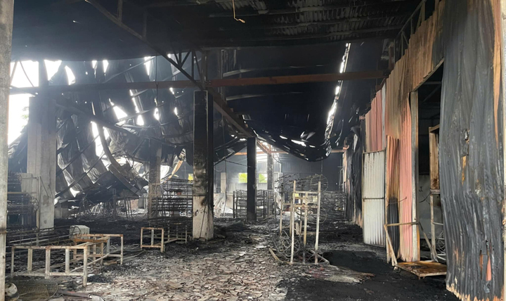 Hiện trường tan hoang sau vụ cháy 3 nhà xưởng ở Hải Dương