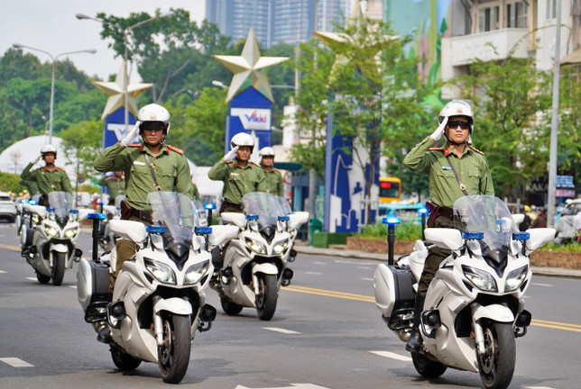 Xem diễn tập tình huống bảo vệ nguyên thủ