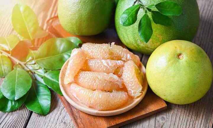 Những ai không nên ăn bưởi?