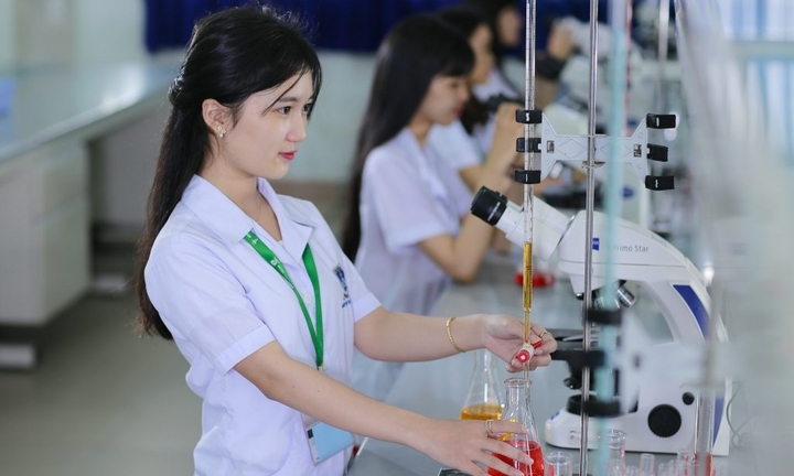 Học phí Đại học Y Dược TP.HCM gần 85 triệu đồng/năm