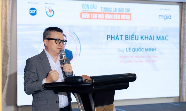 Báo chí Việt Nam đối diện với thách thức từ công nghệ và mạng xã hội