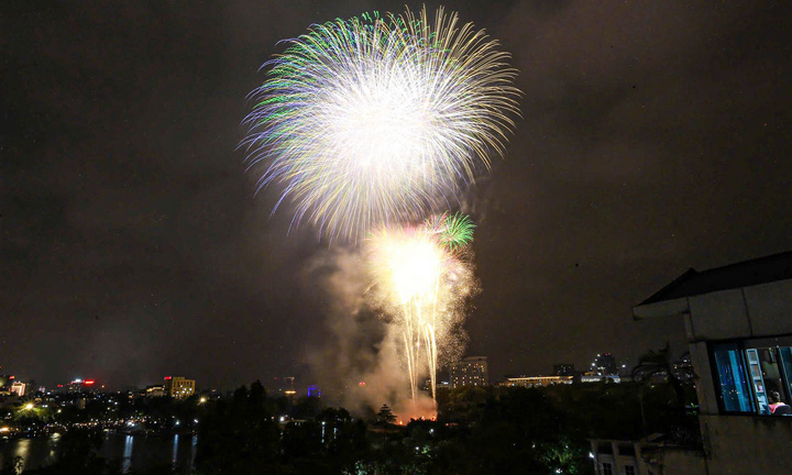 Hà Nội bắn pháo hoa tại 5 điểm tối Quốc khánh 2/9