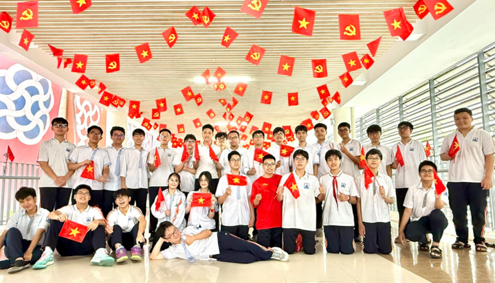 Lớp có 100% học sinh đỗ THPT chuyên Khoa học Tự nhiên