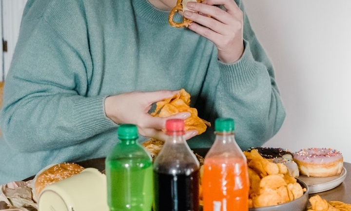 Ăn đồ ngọt có gây suy thận?