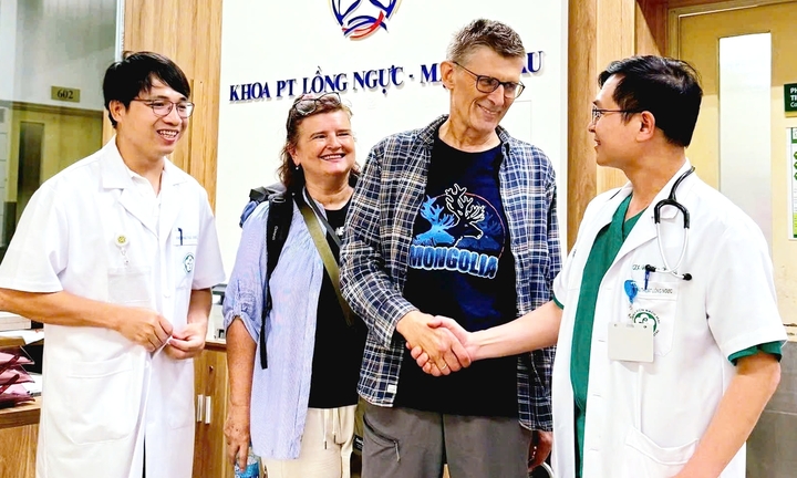 Bác sĩ Bệnh viện Bạch Mai cứu du khách Ba Lan '9 phần tử vong'