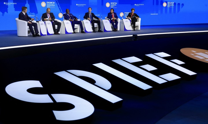 Chuyên gia Nga: Kinh tế toàn cầu đến lúc điều chỉnh để ứng phó áp lực thời đại