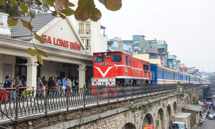 Đại biểu Quốc hội: Ga đường sắt phải được đầu tư như một trung tâm thương mại
