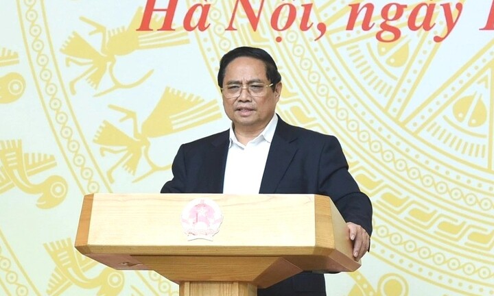 Thủ tướng: Phát huy truyền thống 100 năm với 'tâm sáng, lòng trong, bút sắc'