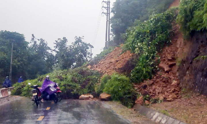 Dự báo thời tiết 22/6: Bắc Bộ mưa lớn, tối nay 15 tỉnh nguy cơ lũ quét và sạt lở