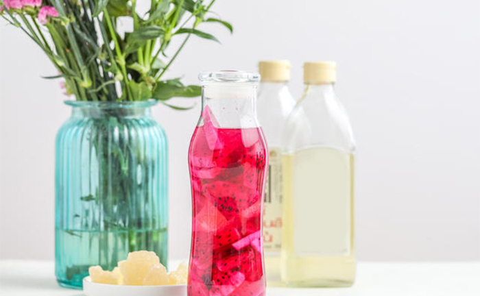 Cách làm giấm thanh long đỏ đánh bay táo bón, làm đẹp da