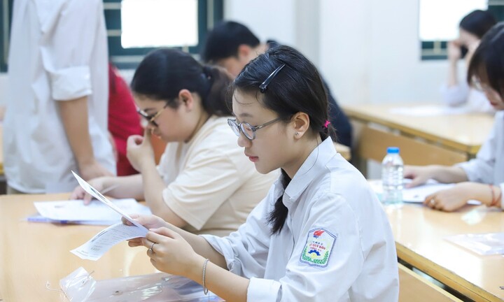 Đề thi tốt nghiệp THPT 2025 đổi mới ra sao?