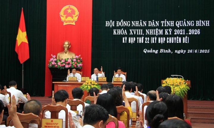 Quảng Bình miễn nhiệm 6 Uỷ viên UBND tại kỳ họp HĐND cuối cùng