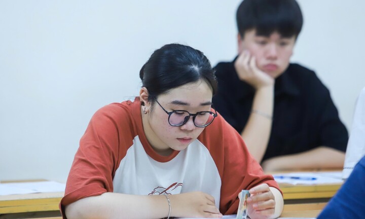 Giáo viên dự đoán Vật lý dễ có 'mưa điểm 10'