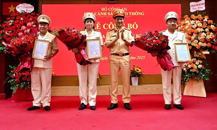 Cục CSGT lần đầu tiên có nữ Phó Cục trưởng