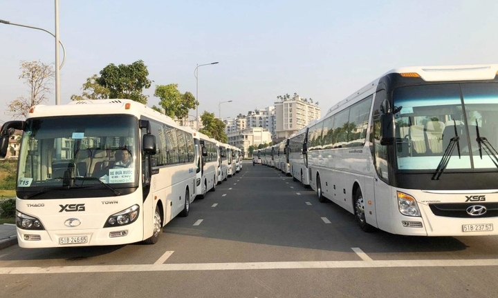 Đồng Nai chi 8,6 tỷ đồng đưa đón cán bộ ở Bình Phước đi làm 