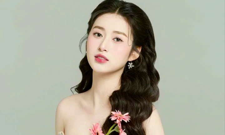 Vẻ đẹp trong trẻo của Tân hoa hậu Trái đất Việt Nam 2025