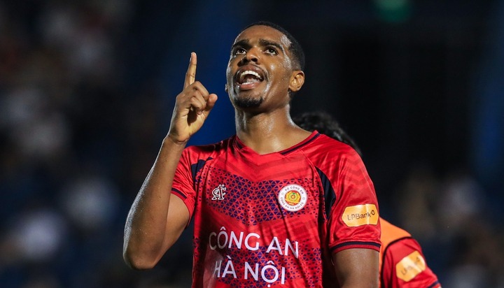 Ai xuất sắc nhất V.League 2024-2025?