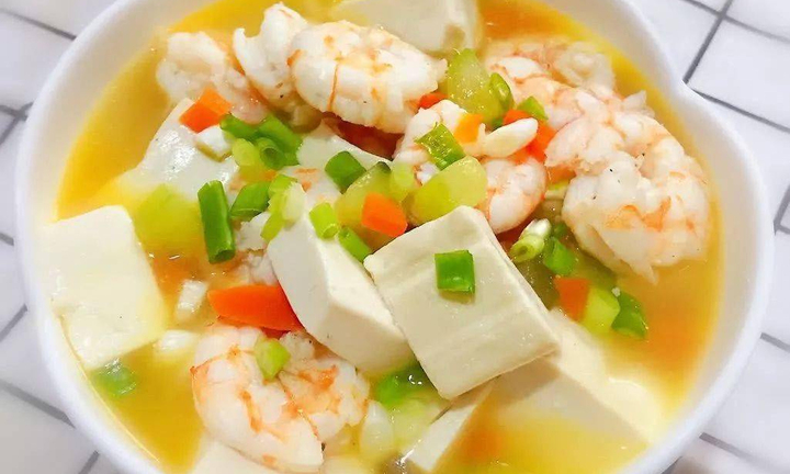 4 thực phẩm quen thuộc tránh ăn cùng đậu phụ