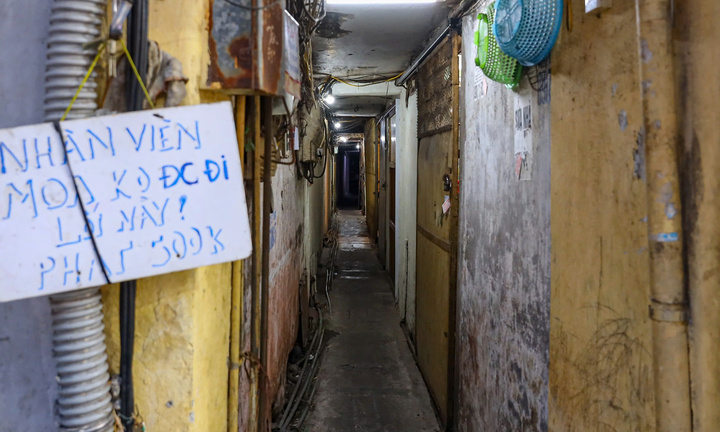 'Làng đô thị' nhếch nhác, nhiều nguy hiểm: Để tồn tại đến bao giờ?