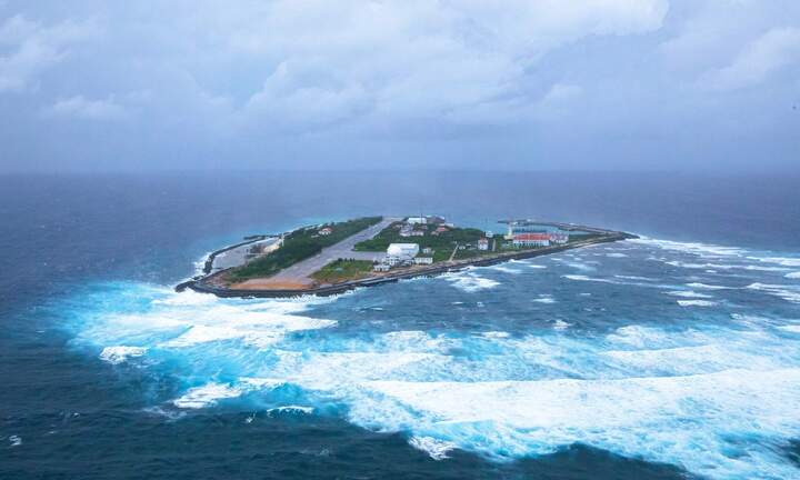 Sau hợp nhất, đặc khu Trường Sa thuộc tỉnh nào?