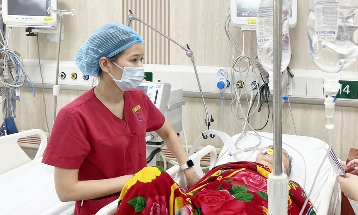 Bệnh viện Bạch Mai tuyển 1.200 nhân viên y tế cho cơ sở 2 tại Ninh Bình