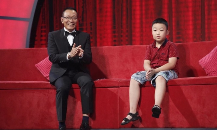 'Thần đồng' nhớ hàng trăm số điện thoại, cờ 200 quốc gia lúc 3 tuổi giờ ra sao?