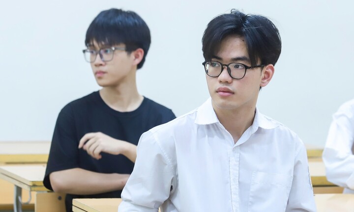 Đáp án môn Vật lý tốt nghiệp THPT 2025