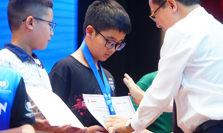 60 học sinh đoạt huy chương vàng Toán AIMO Việt Nam 2025