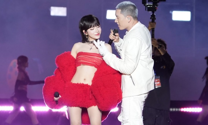 Màn tương tác ngọt ngào của ca sĩ Anh Tú và một 'em xinh' gây sốt