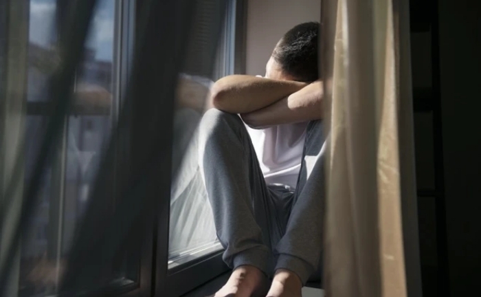 Sinh viên 22 tuổi mắc bệnh sau khi qua đêm với bạn gái quen qua mạng