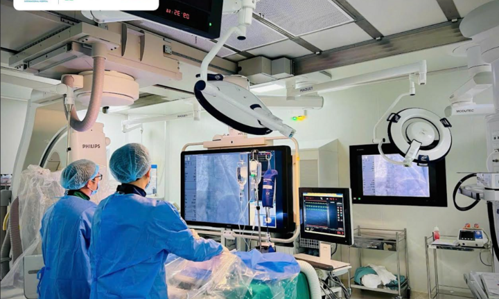 60 phút vàng cứu sống ngoạn mục Việt kiều Canada bị nhồi máu cơ tim