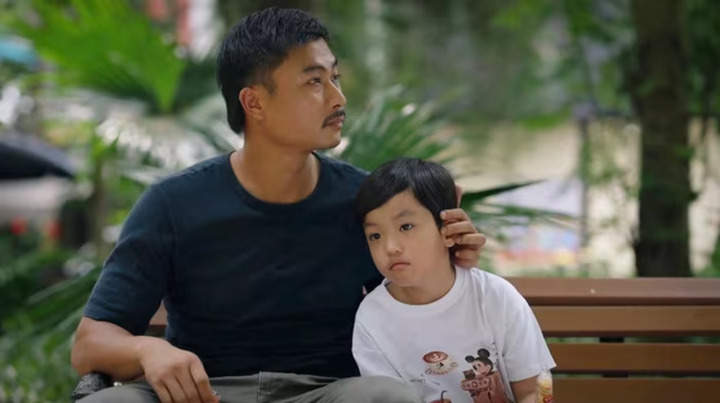 'Con trai' Duy Hưng gây sốt phim giờ vàng VTV, lấy nước mắt triệu khán giả