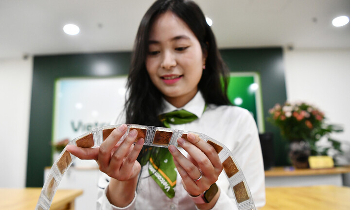 Ngân hàng Nhà nước: Hoạt động kinh doanh vàng trên tài khoản sẽ được nghiên cứu