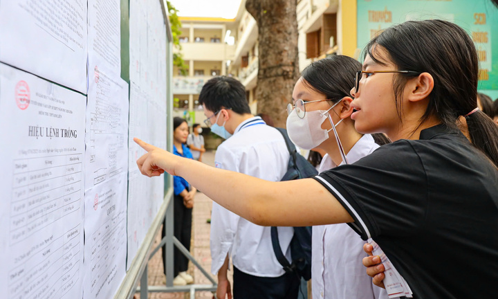 Vì sao trường top 1 Hà Nội lấy điểm chuẩn lớp tiếng Nhật chỉ 15,75?