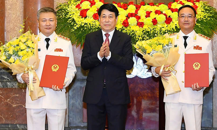 Hai Thứ trưởng Bộ Công an được thăng hàm Thượng tướng
