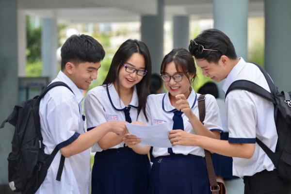 Điểm chuẩn vào nhiều trường đại học dự kiến giảm 2-3 điểm