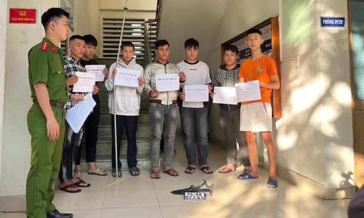 Nhóm thanh thiếu niên vô cớ truy đuổi, chém người đi đường ở Đà Nẵng