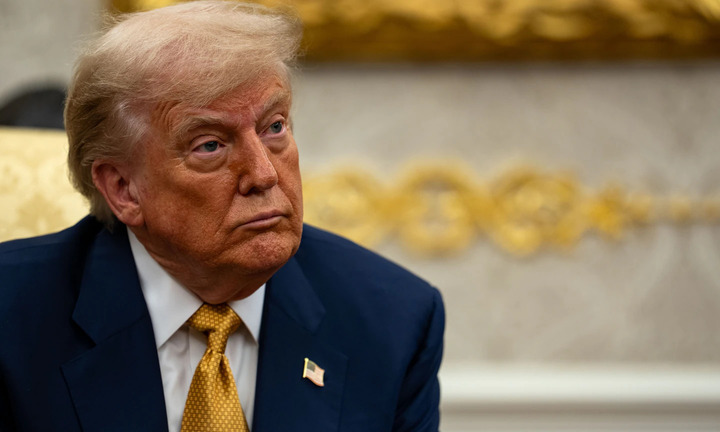 Tổng thống Trump bị suy tĩnh mạch 