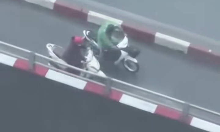 Bão số 3 Wipha đang ngoài khơi, Quảng Ninh đã xuất hiện mưa đá, gió giật mạnh