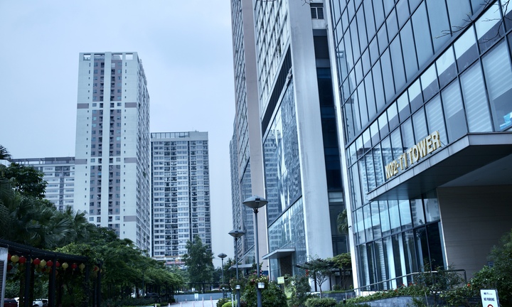 Giá nhà liên tục tăng cao, người mua cần lưu ý gì?