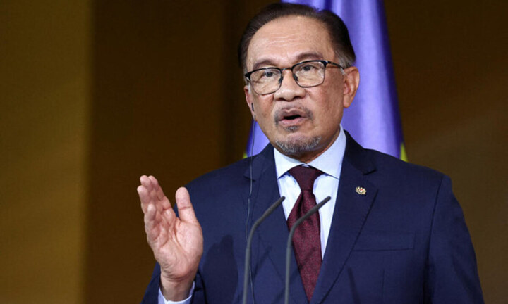 Chi phí sinh hoạt tăng cao, Malaysia hỗ trợ tiền mặt cho người dân