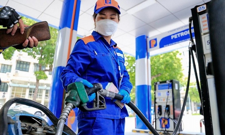 Chiều nay, giá xăng dự báo giảm, giá dầu có thể tăng